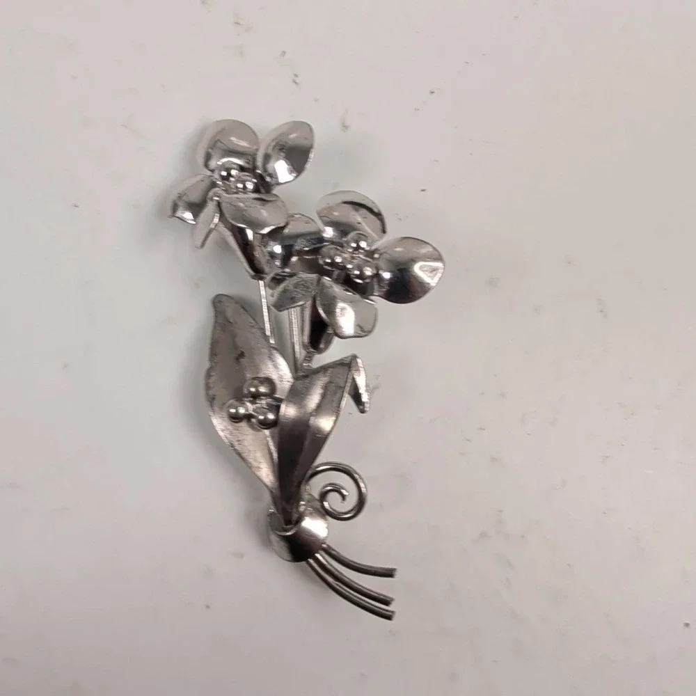 Vintage BB (Binder Bros) Sterling Silver Floral Bouquet Brooch Pin